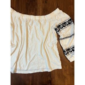 American eagle cold shoulder top S